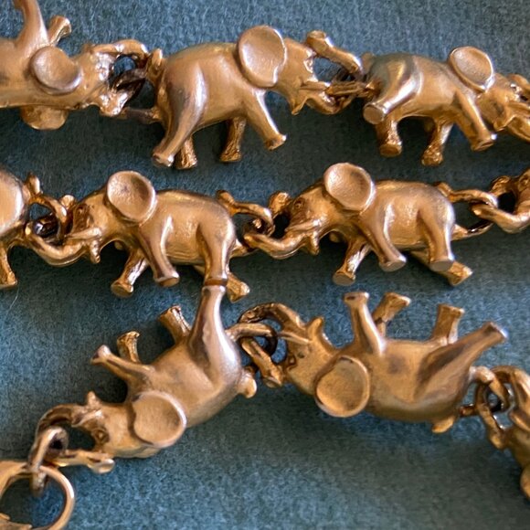 42" goldtone linked elephant chain 3D - no marks, nice quality - Picture 1 of 6